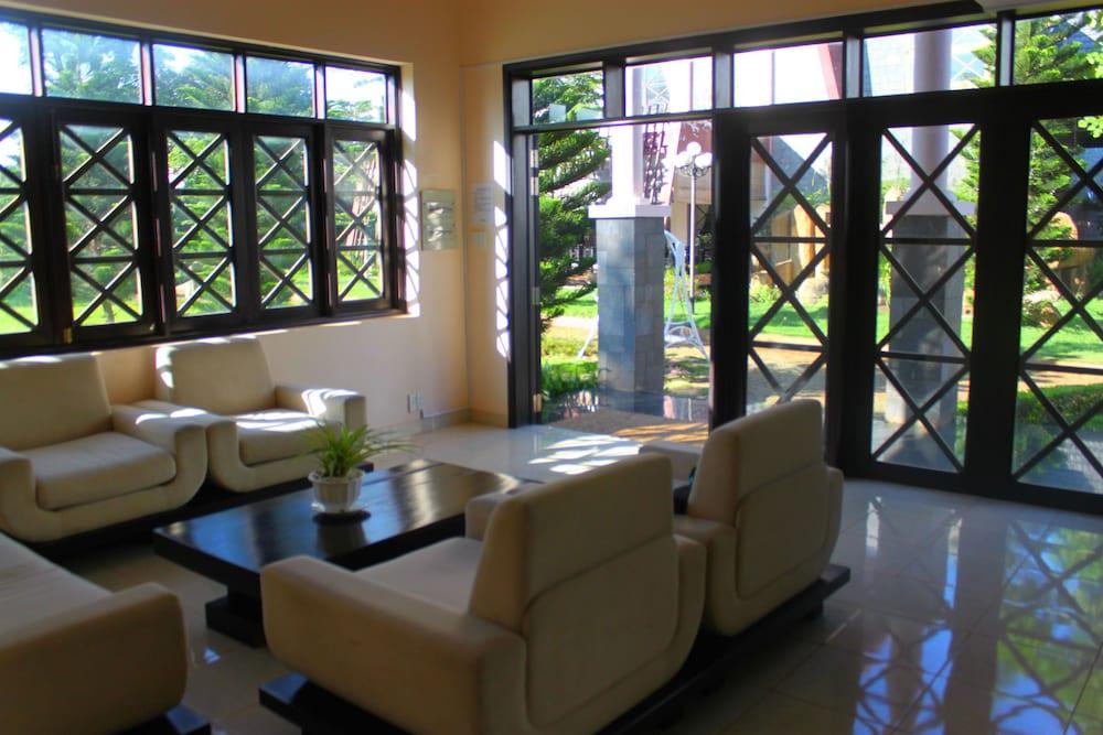 Trung Nguyên Coffee Resort Buôn Ma Thuột Extérieur photo